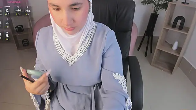 Ayha khalaf online show from 18, 10, 2025