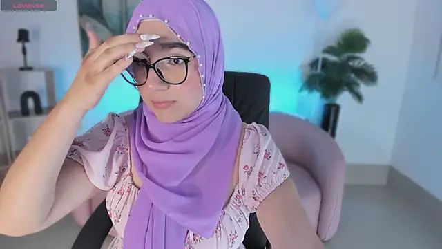 Ayha khalaf online show from 12, 9, 2025