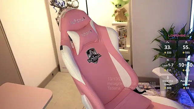 Snapshot of tatiana__cortes18 chatting on 13, 10, 2025 tatiana cortes18 online show from 13, 10, 2025