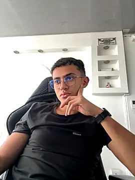 Thonny-becker online show from 5, 10, 2025