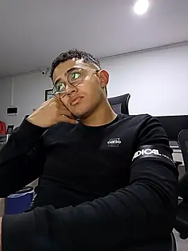 Thonny-becker online show from 16, 2, 2025