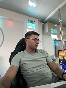 Thonny-becker online show from 19, 10, 2025