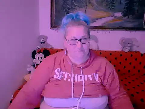 Marryllunax online show from 28, 11, 2025