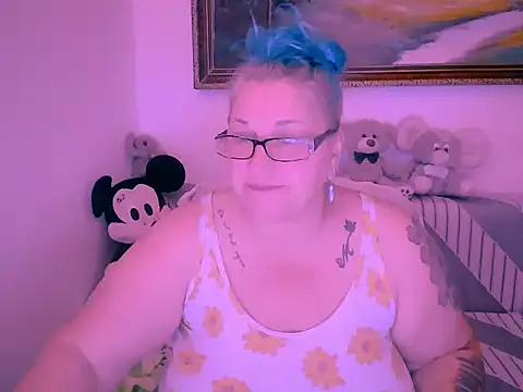 Marryllunax online show from 9, 11, 2025