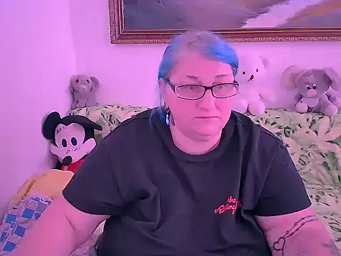 Marryllunax online show from 29, 10, 2025