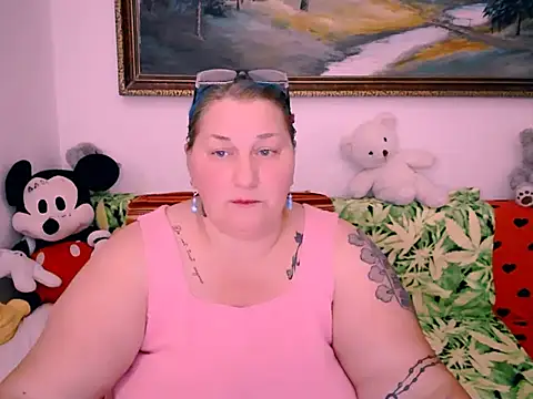 Marryllunax online show from 14, 10, 2025