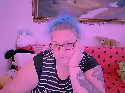 Marryllunax online show from 21, 11, 2025