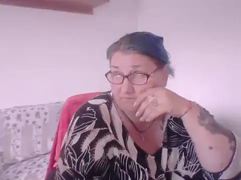 Marryllunax online show from 30, 9, 2025