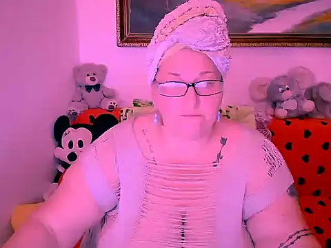 Marryllunax online show from 23, 10, 2025