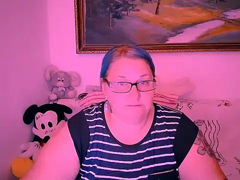 Marryllunax online show from 13, 9, 2025