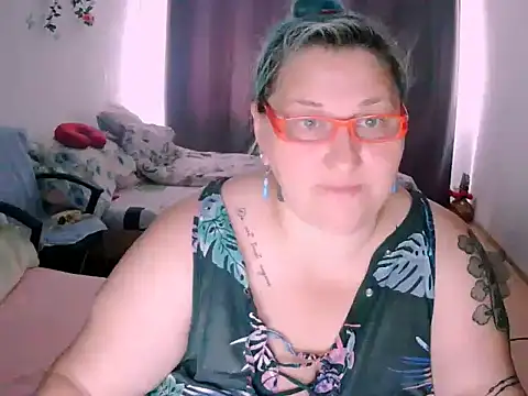 Marryllunax online show from 2, 7, 2026