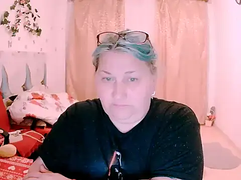 Marryllunax online show from 9, 5, 2026