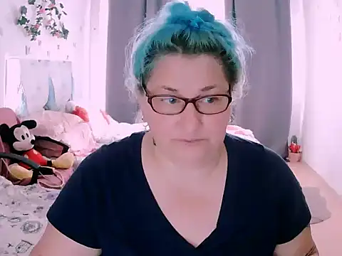 Marryllunax online show from 25, 5, 2026