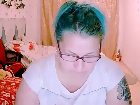 Marryllunax online show from 4, 5, 2026