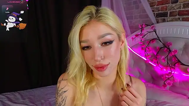 SallyCha online show from 6, 11, 2025