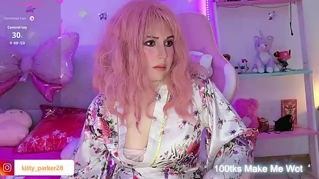 Snapshot of Kitty_Parker chatting on 16, 7, 2026 Kitty Parker online show from 16, 7, 2026