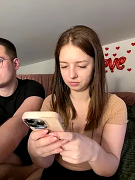 Snapshot of adam-tessa-morel chatting on 28, 9, 2025 adam-tessa-morel online show from 28, 9, 2025