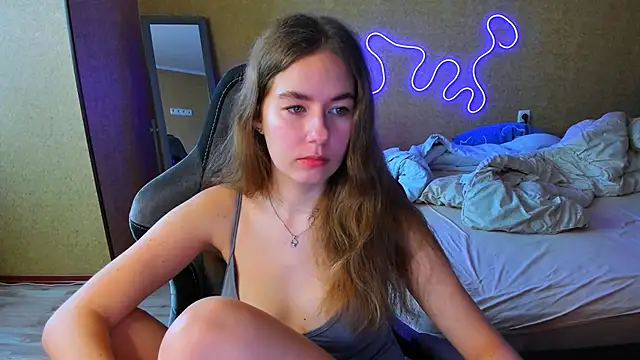 EmilyPaw online show from 31, 5, 2026