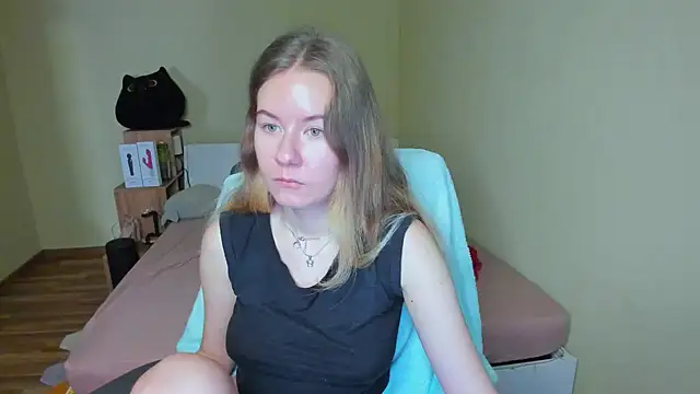 Snapshot of EmilyPaw chatting on 15, 3, 2025 EmilyPaw online show from 15, 3, 2025