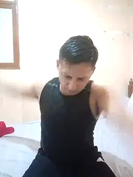 LuisMex1998 online show from 4, 11, 2025