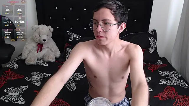 Tina 4 Charlie online show from 5, 3, 2025