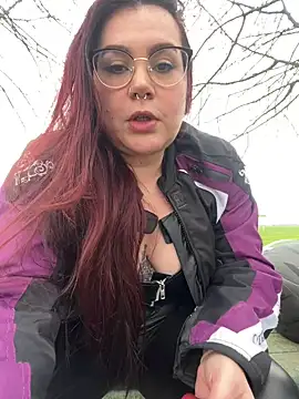 Cherrycherrymiss online show from 9, 3, 2025
