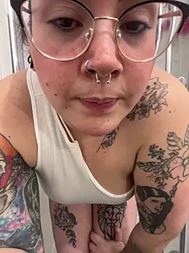 Cherrycherrymiss online show from 11, 2, 2025