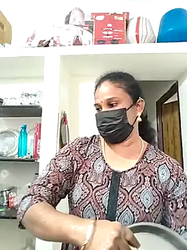 Snapshot of Tamil_Aathira chatting on 18, 11, 2025 Tamil Aathira online show from 18, 11, 2025