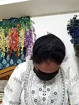 Snapshot of Tamil_Aathira chatting on 13, 11, 2025 Tamil Aathira online show from 13, 11, 2025