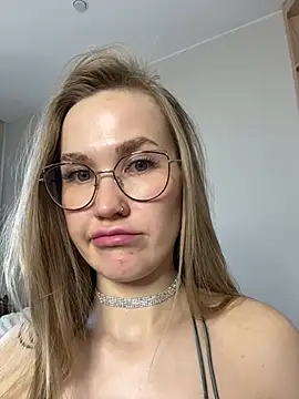 DianaShermy online show from 11, 3, 2025