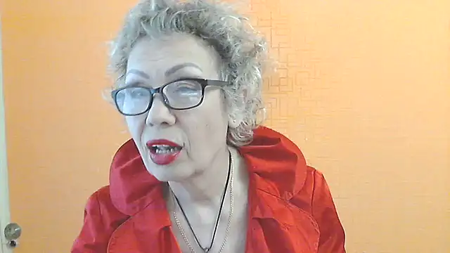 Snapshot of NessyJenixs chatting on 8, 5, 2026 NessyJenixs online show from 8, 5, 2026