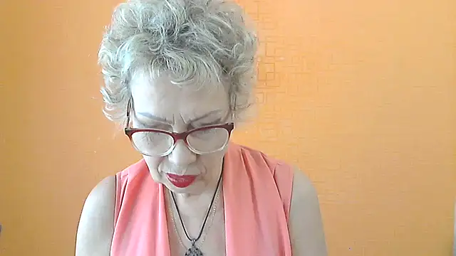 NessyJenixs online show from 28, 6, 2026