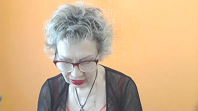 Snapshot of NessyJenixs chatting on 9, 5, 2026 NessyJenixs online show from 9, 5, 2026