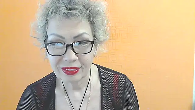 NessyJenixs online show from 18, 4, 2026