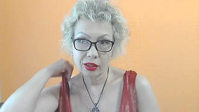 Snapshot of NessyJenixs chatting on 28, 5, 2026 NessyJenixs online show from 28, 5, 2026
