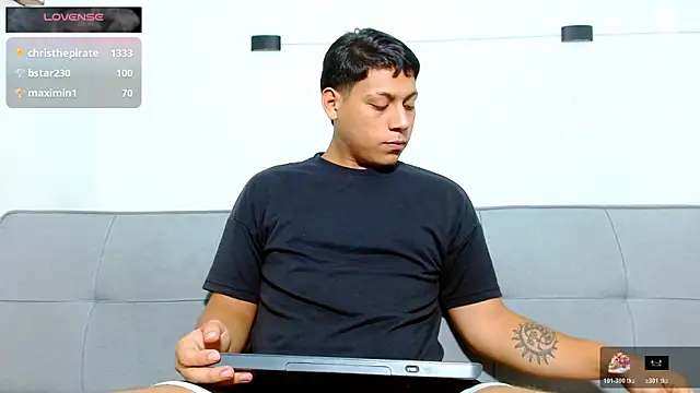 Tylerdrdn online show from 22, 11, 2025