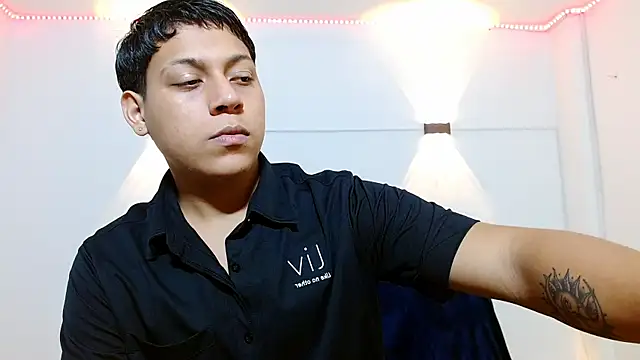 Tylerdrdn online show from 1, 12, 2025