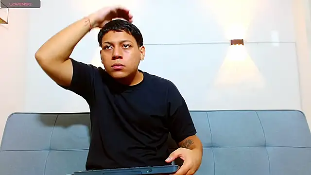 Tylerdrdn online show from 23, 11, 2025