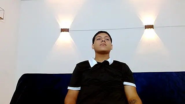 Tylerdrdn online show from 29, 10, 2025