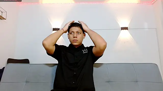 Tylerdrdn online show from 29, 11, 2025