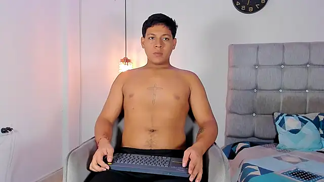 Tylerdrdn online show from 11, 11, 2025