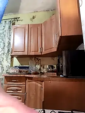 Laura Kiss online show from 28, 2, 2026