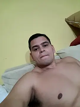 Snapshot of leandroc04 chatting on 3, 6, 2026 leandroc04 online show from 3, 6, 2026