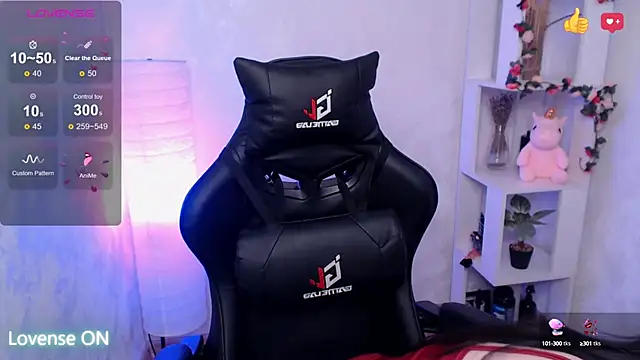 Snapshot of JessicaAlfo chatting on 28, 2, 2025 JessicaAlfo online show from 28, 2, 2025