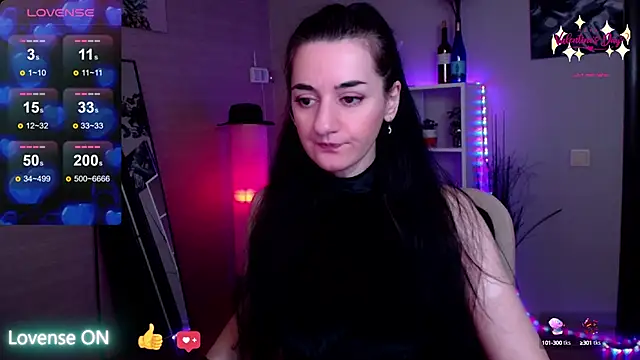 Snapshot of JessicaAlfo chatting on 17, 2, 2025 JessicaAlfo online show from 17, 2, 2025