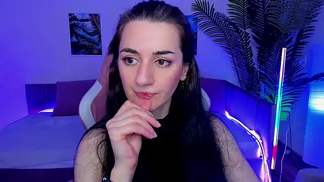 Snapshot of JessicaAlfo chatting on 12, 2, 2025 JessicaAlfo online show from 12, 2, 2025