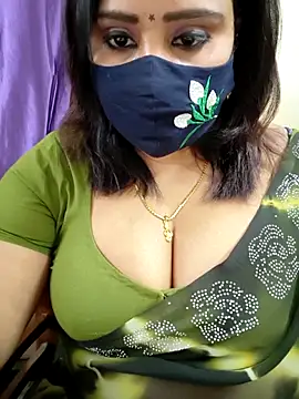 Queenflowerr online show from 13, 3, 2026