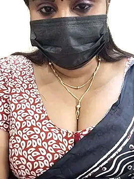 Queenflowerr online show from 18, 2, 2025