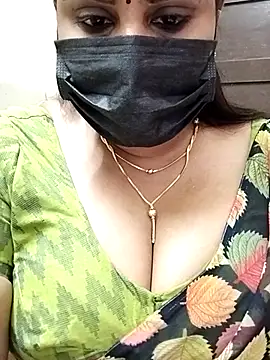 Queenflowerr online show from 22, 2, 2025