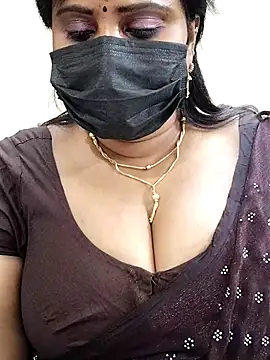 Queenflowerr online show from 15, 2, 2025